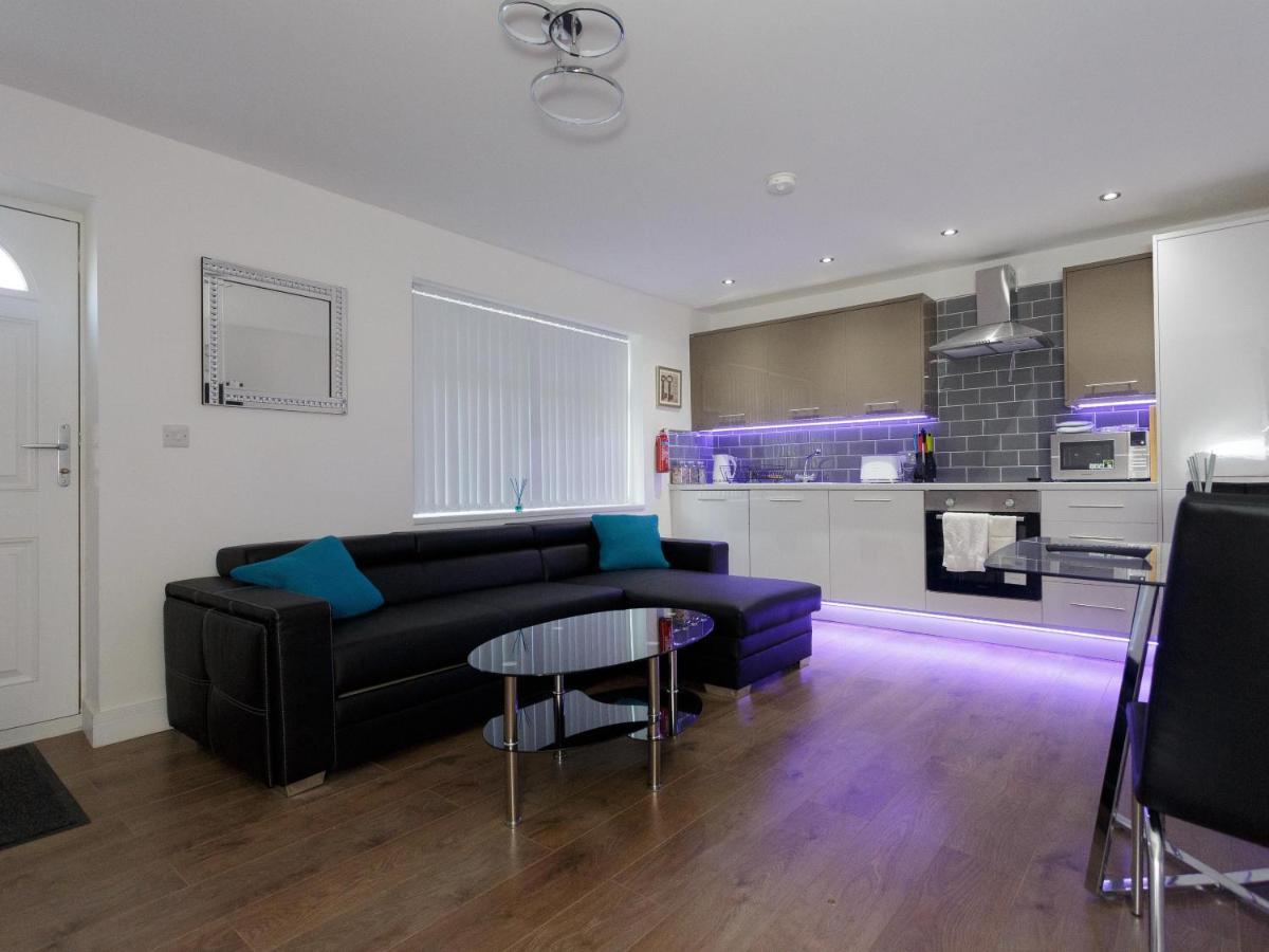 Live In Leeds Greenhill Bungalows מראה חיצוני תמונה