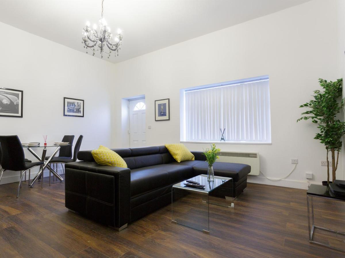 Live In Leeds Greenhill Bungalows מראה חיצוני תמונה